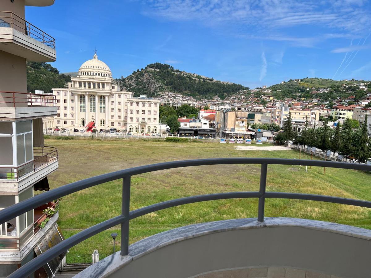 Entire Apartment Castle View بيرات المظهر الخارجي الصورة