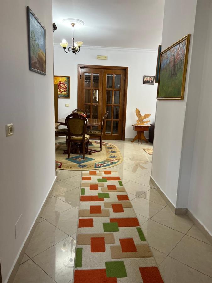 Entire Apartment Castle View بيرات المظهر الخارجي الصورة