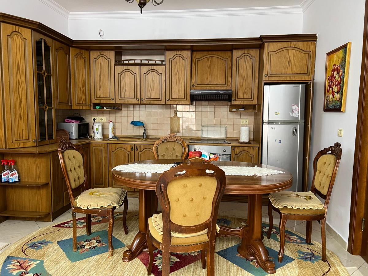 Entire Apartment Castle View بيرات المظهر الخارجي الصورة